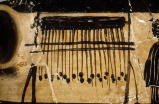 Gewichtswebstuhl auf einer antiken Vase