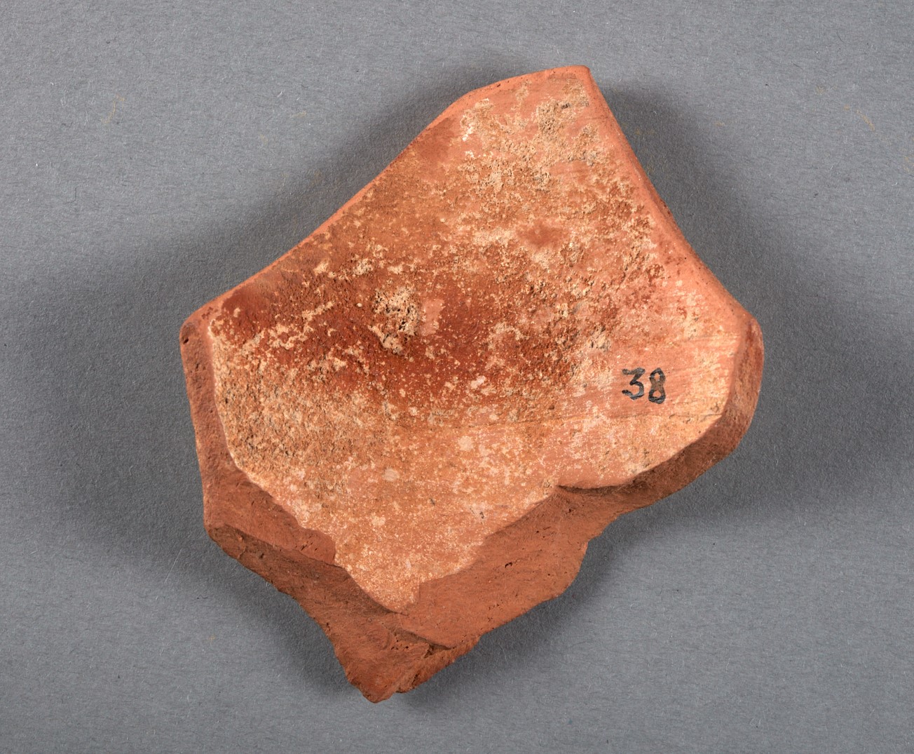 Keramikscherbe Rückseite